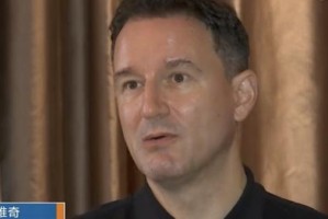 必发体育-扬科维奇鼓励球员敢于做动作：不会因失误惩罚他们