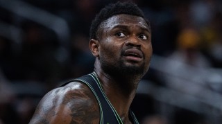 必发APP-TA记者：如果价格合适 奇才可能会去考虑交易得到锡安