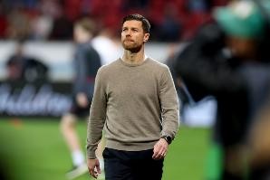 药厂总监：阿隆索都说了无事发生，他将会留在我们这里